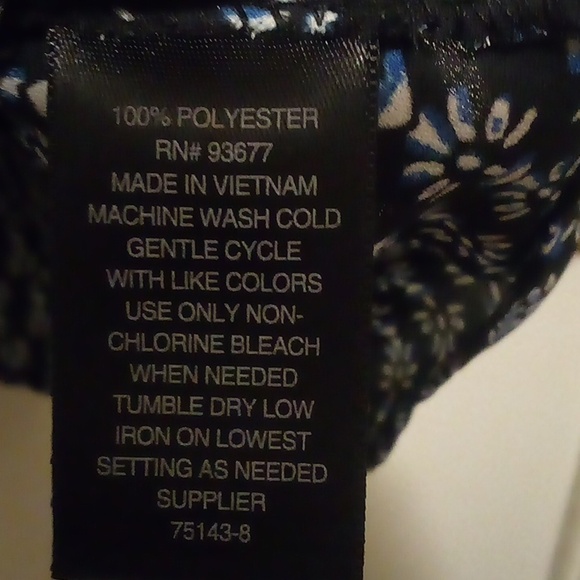 Worthington Floral Abstracted Wrapped Mid Sleeve Ruffled Wrap Top - Size Medium - Picture 7 of 8